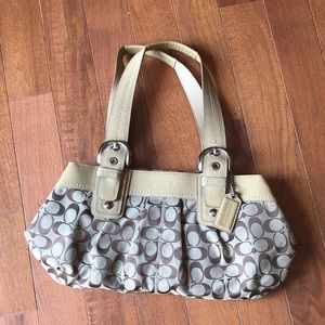 Coach Signature Shoulder Bag